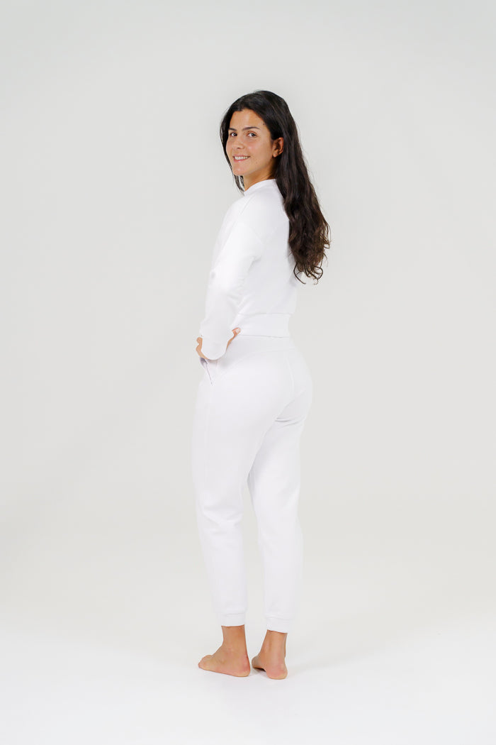 Qinetiko Everline Soft Sweatshirt Top – White