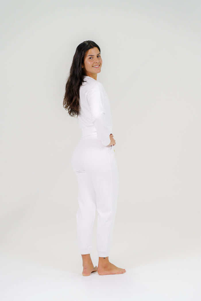 Qinetiko Everline Soft Sweatshirt Top – White