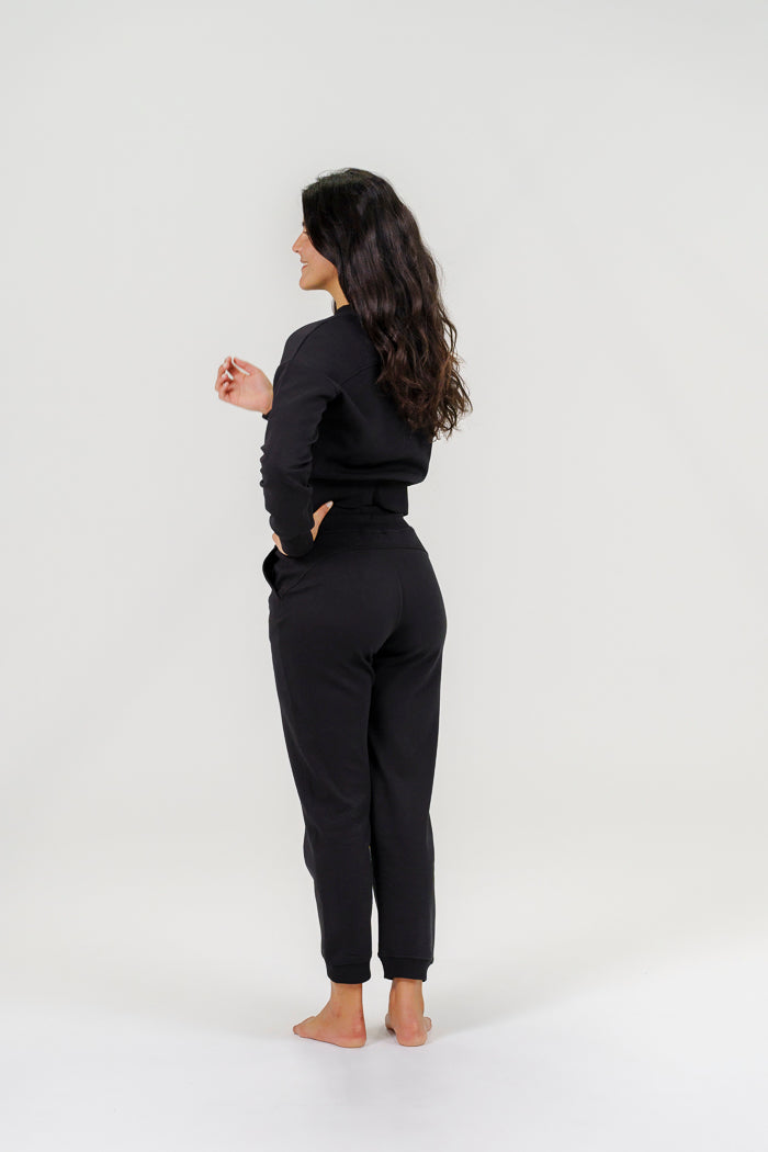 Qinetiko Everline Soft Sweatshirt Top – Black