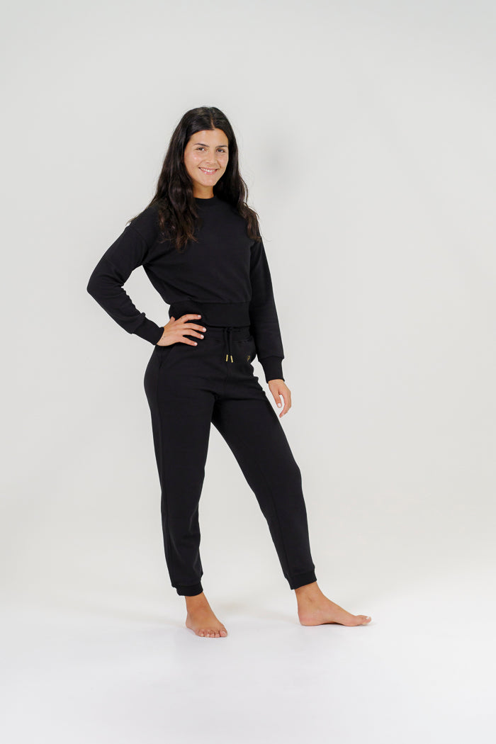 Qinetiko Everline Soft Sweatshirt Top – Black