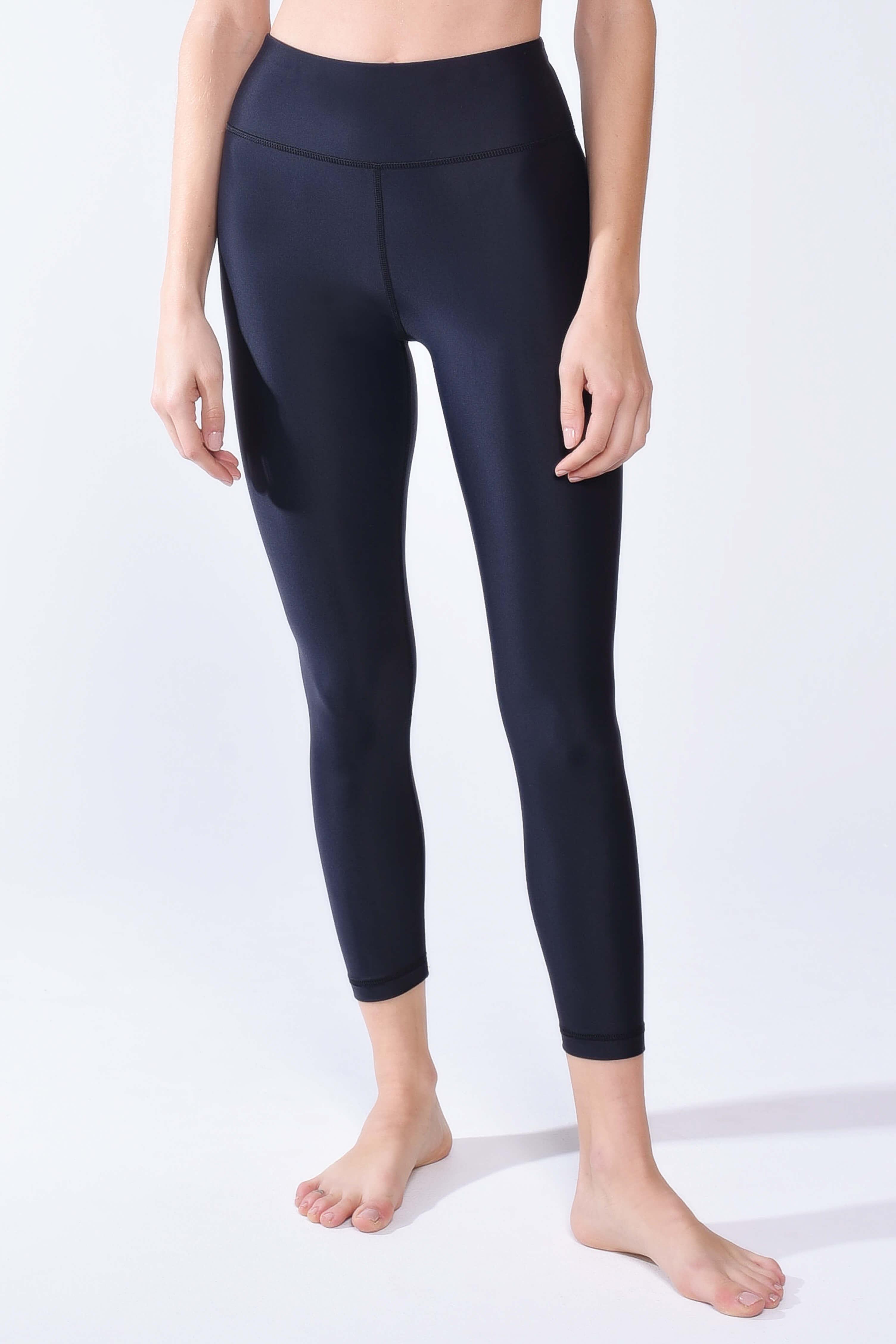 Signature black leggings - Qinetiko.com