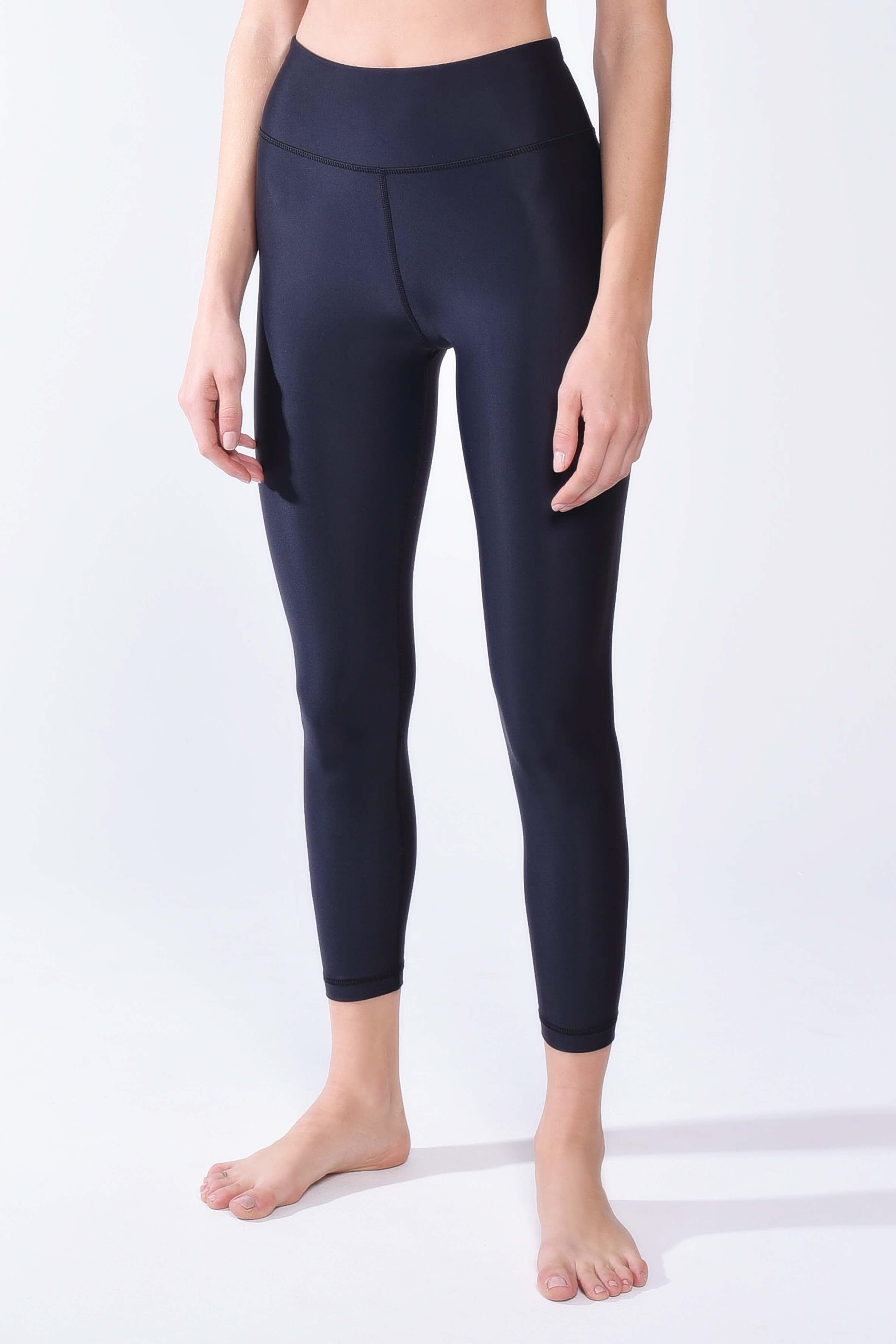 Signature black leggings - Qinetiko.com